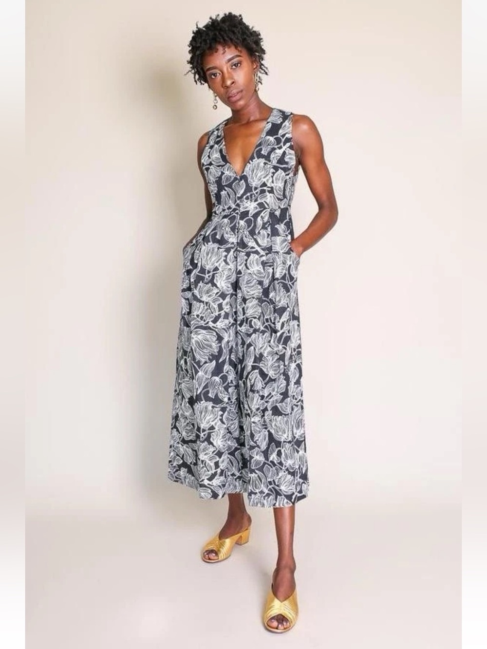 Like New Women’s Rachel Comey Floral V Neck Jumpsuit 100% Linen Size 8